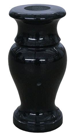 Ваза из гранита (30 см.) — Букинский габбро